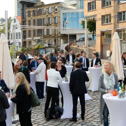 Einweihung Platz Am Altonaer Holzhafen