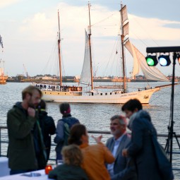 Einweihung Platz Am Altonaer Holzhafen